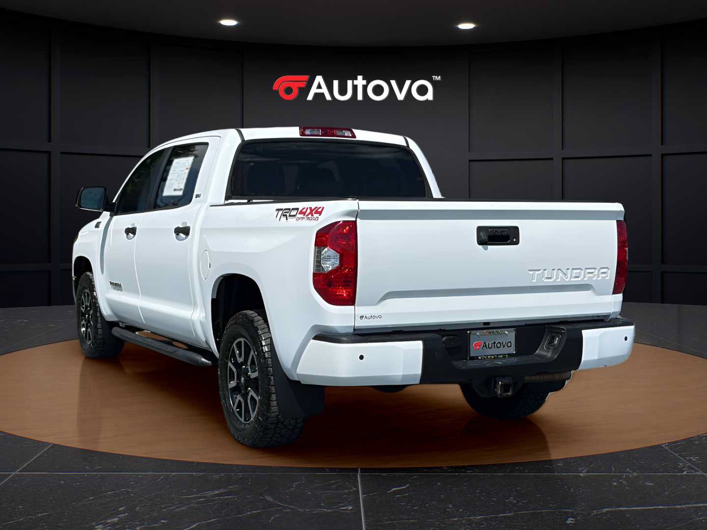 Used 2020 Toyota Tundra SR5 w/ TRD Off-Road Package AWD/4WD image 3