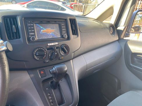 Used 2015 Chevrolet City Express LT w/ Technology Package FWD image 24