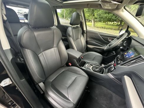 Used 2023 Subaru Forester Limited AWD/4WD image 25