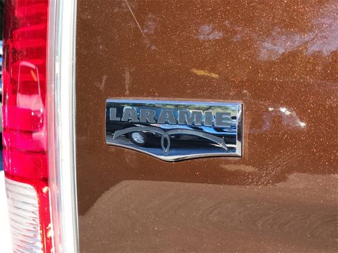 Used 2015 RAM 3500 Laramie image 10