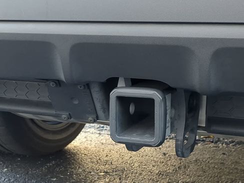 Used 2024 Porsche Cayenne image 37