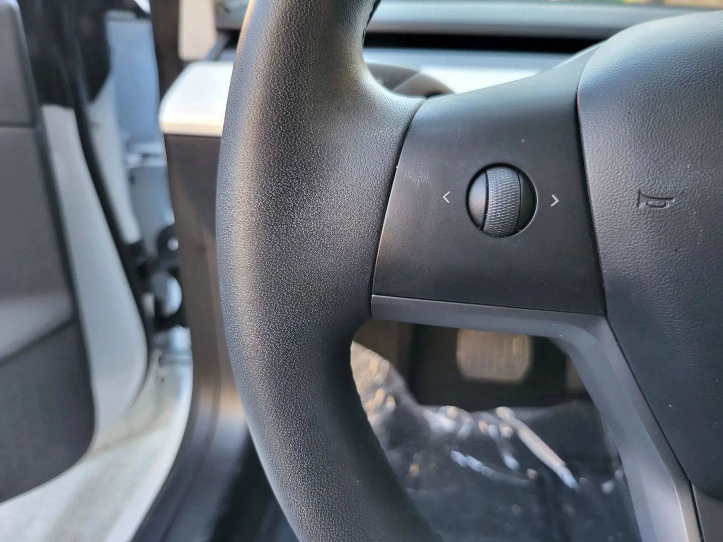 Used 2020 Tesla Model 3 Long Range AWD/4WD image 22