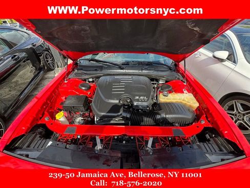 Used 2019 Dodge Challenger GT RWD image 11