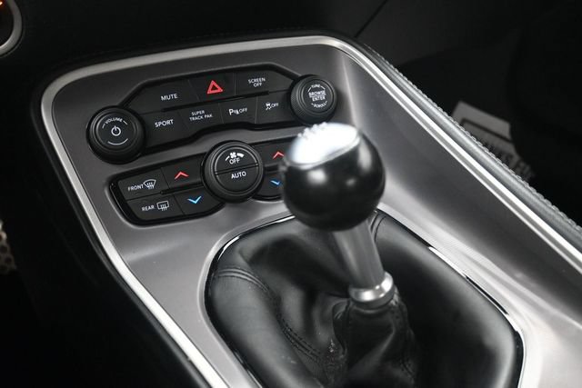 Used 2022 Dodge Challenger R/T RWD image 22
