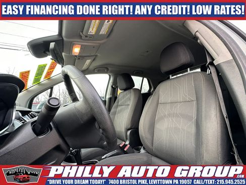 Used 2020 Chevrolet Trax LT AWD/4WD image 11
