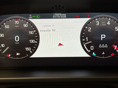 Used 2022 Land Rover Defender 110 X-Dynamic SE AWD/4WD image 20