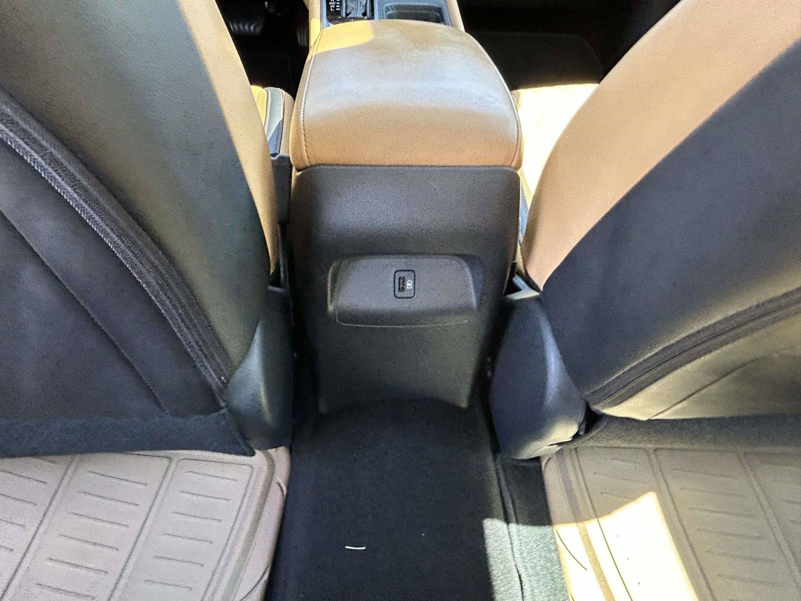 Used 2024 Nissan Sentra SV w/ SV Premium Package FWD image 10