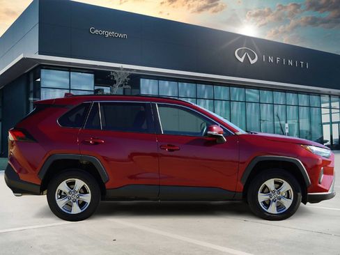 Used 2023 Toyota RAV4 XLE image 4