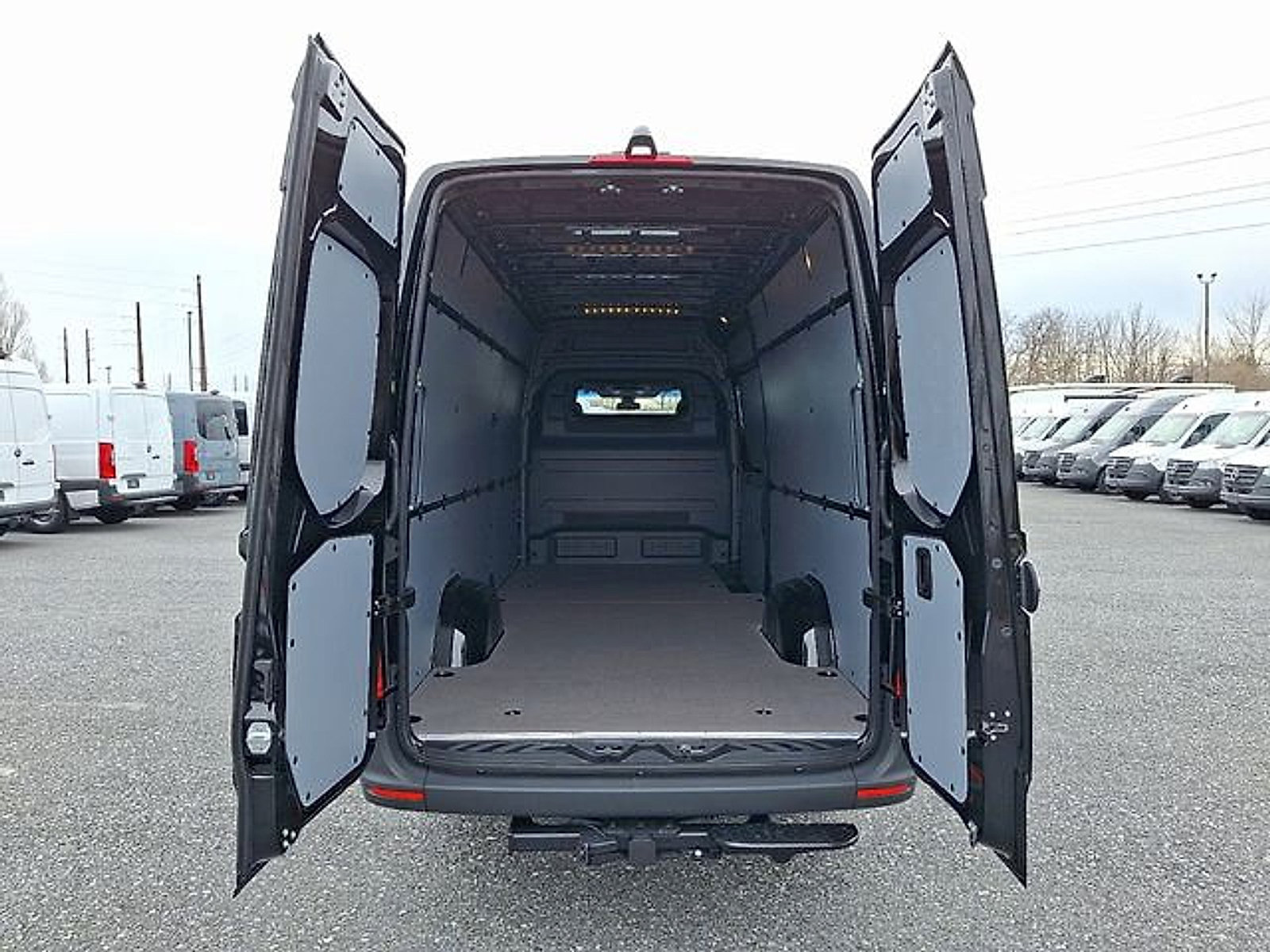 Used 2026 Mercedes-Benz Sprinter 2500 image 8