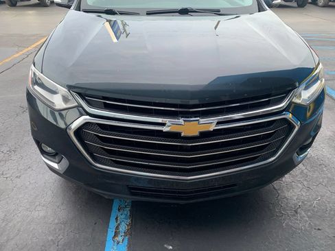Used 2019 Chevrolet Traverse LT AWD/4WD image 3
