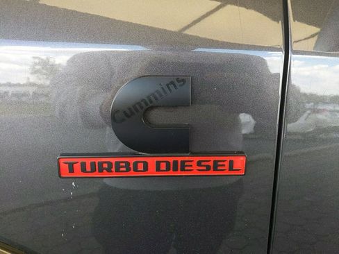 Used 2022 RAM 3500 Limited AWD/4WD image 14