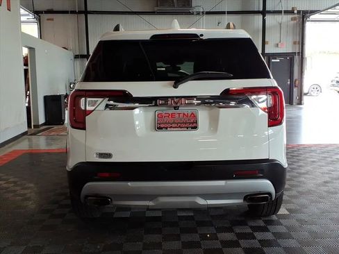 Used 2020 GMC Acadia SLT AWD/4WD image 5