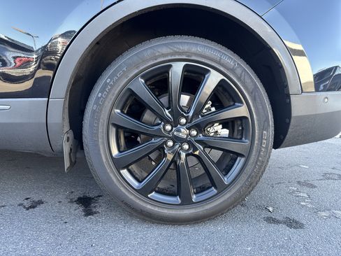 Used 2022 Lincoln Nautilus Reserve w/ Equipment Group 201A image 3