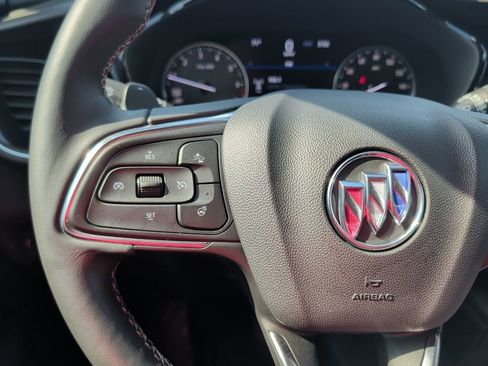 Used 2023 Buick Envision Essence image 24