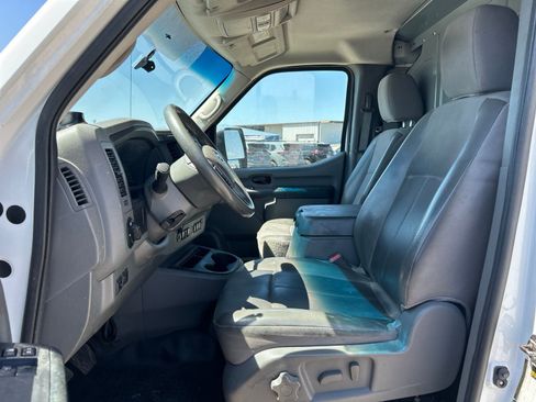 Used 2018 Nissan NV 2500 SL w/ Navigation Package image 16