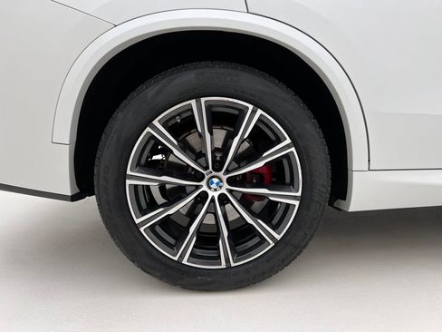 Used 2022 BMW X5 xDrive40i w/ M Sport Package image 31