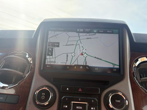 Used 2015 Ford F450 King Ranch w/ King Ranch Chrome Package image 25