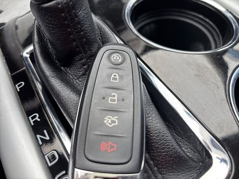 Used 2014 Ford Edge Limited w/ Driver Entry Package image 34