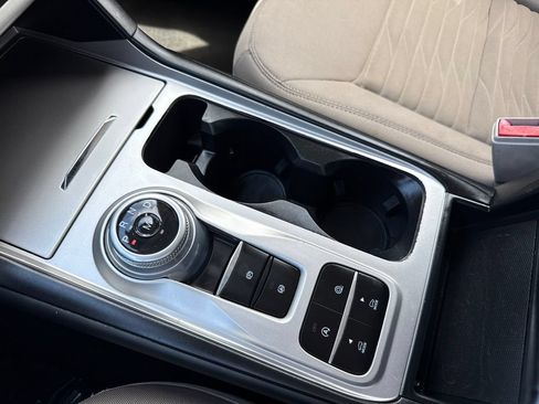 Used 2020 Ford Explorer XLT RWD image 22