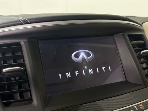 Used 2019 INFINITI QX60 Luxe w/ Essential Package image 18