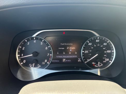 Used 2022 Nissan Frontier SV w/ Technology Package AWD/4WD image 19