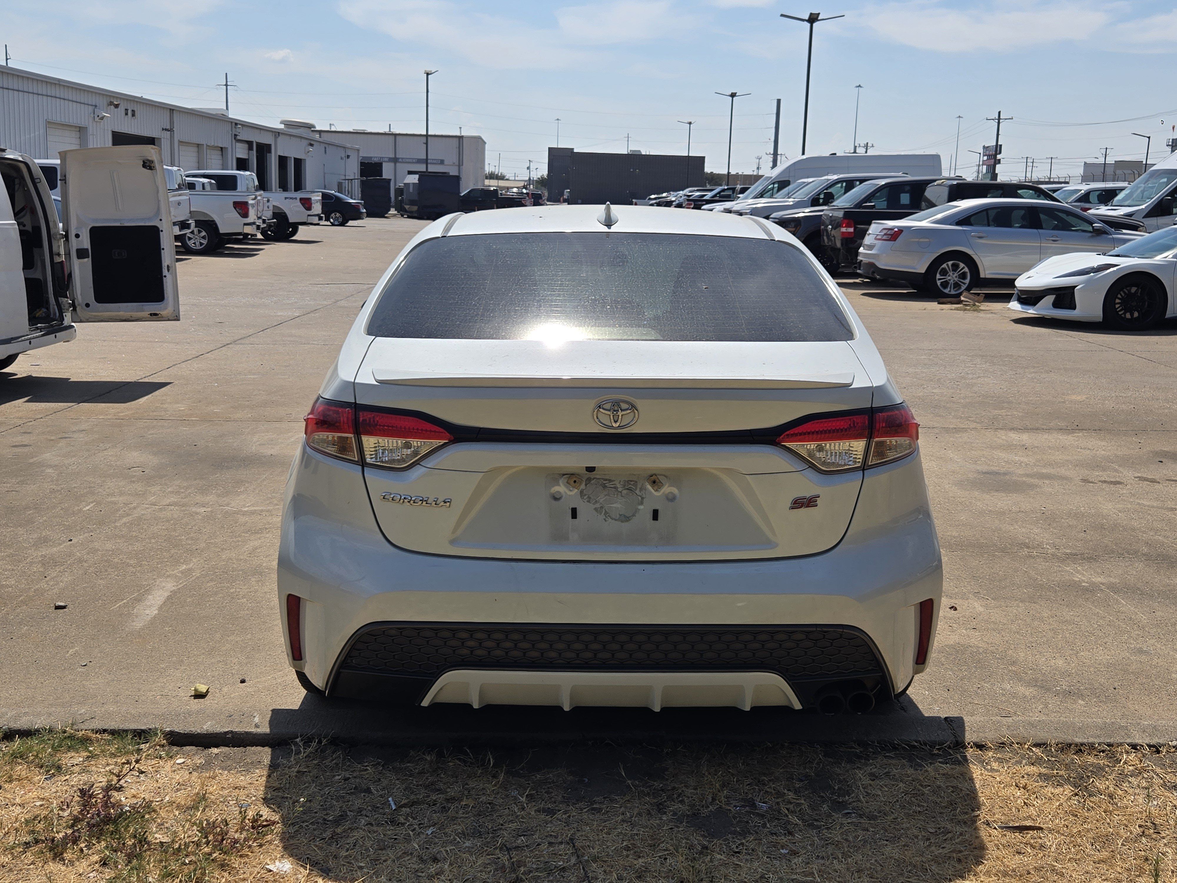 Used 2021 Toyota Corolla SE FWD image 5