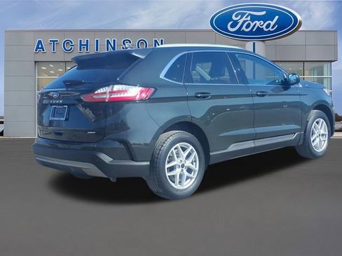 Certified 2023 Ford Edge SEL w/ Convenience Package image 9