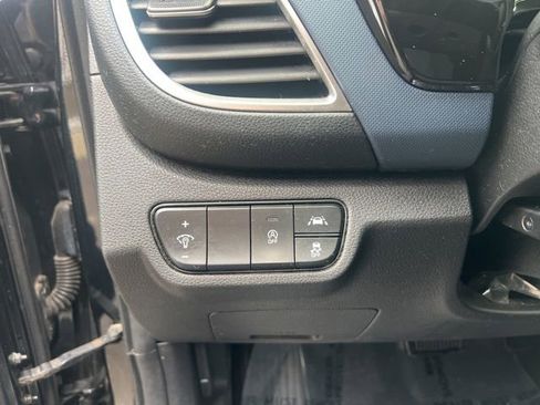 Used 2022 Kia Seltos S AWD/4WD image 21