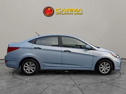 Used 2012 Hyundai Accent GLS image 6