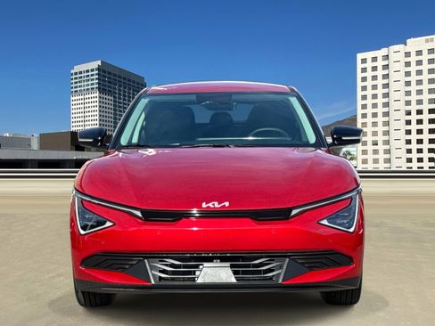 Used 2025 Kia EV6 Light image 2