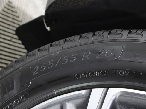 Used 2025 Lincoln Aviator AWD image 36