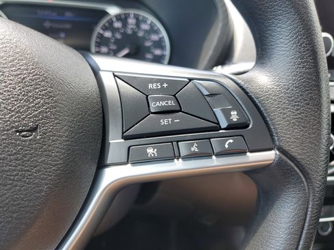 Used 2023 Nissan Sentra SV image 19