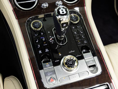 New 2026 Bentley Continental GTC AWD/4WD image 34