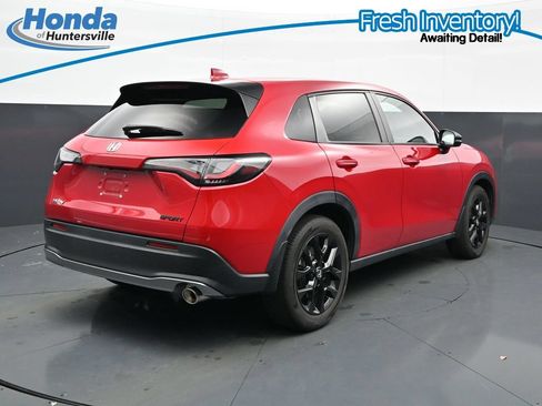 Used 2024 Honda HR-V Sport image 4