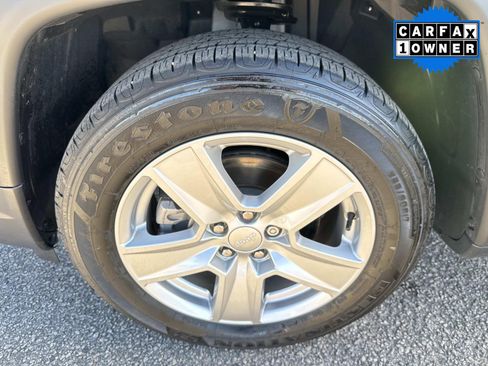 Used 2022 Jeep Compass Latitude w/ Convenience Group image 11