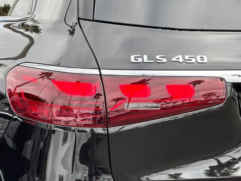 New 2026 Mercedes-Benz GLS 450 4MATIC image 14