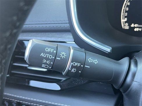 Used 2026 Acura MDX SH-AWD w/ Advance Package image 23