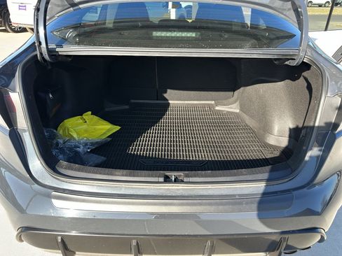 Used 2024 Toyota Corolla SE w/ SE Premium Package image 31