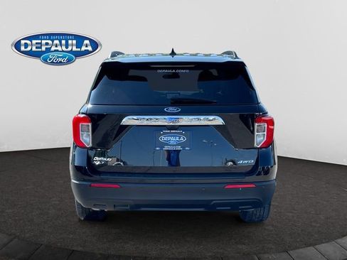 Used 2023 Ford Explorer XLT AWD/4WD image 5