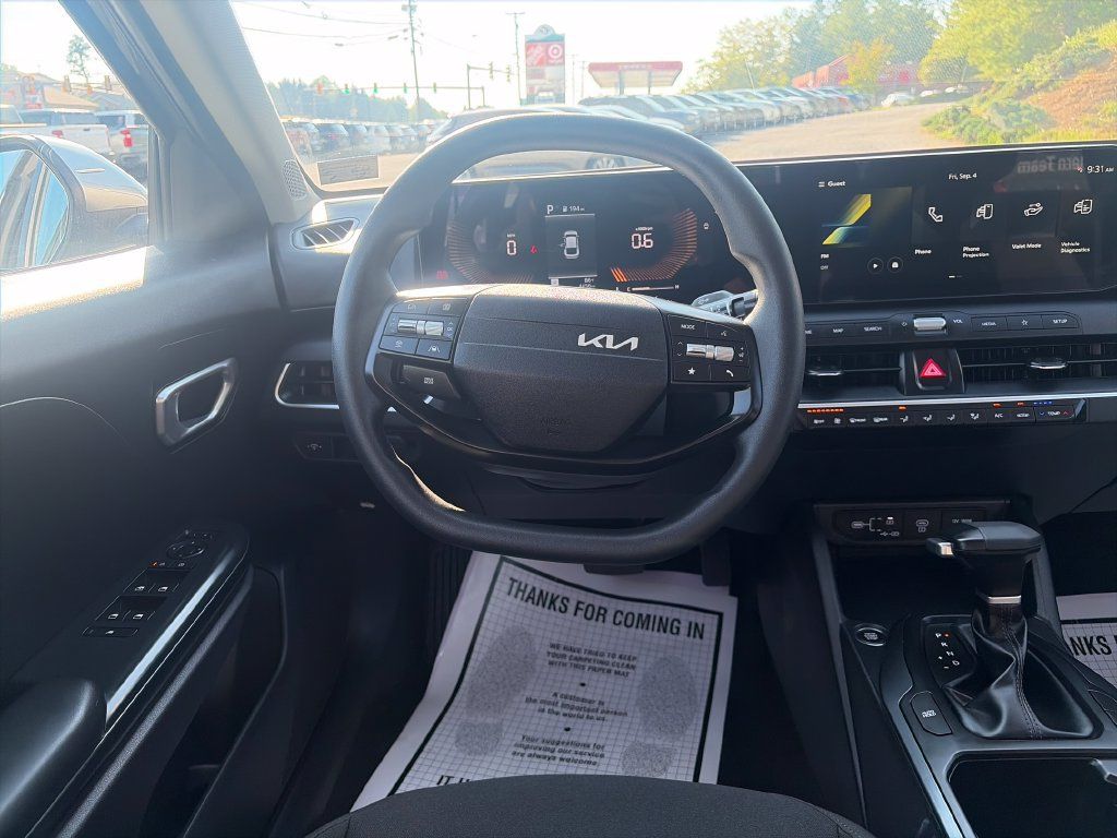 Used 2026 Kia K4 FWD image 14