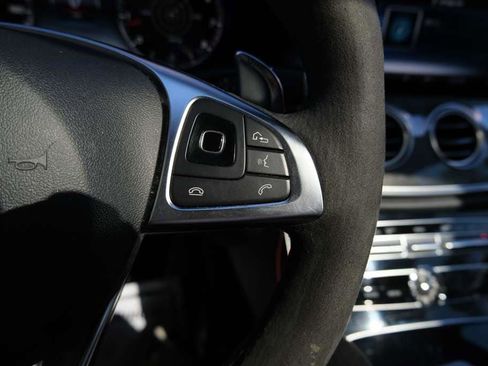 Used 2018 Mercedes-Benz E 43 AMG 4MATIC Sedan image 39