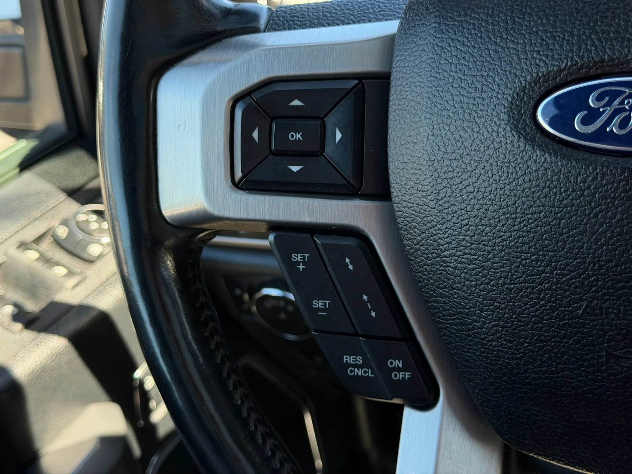 Used 2017 Ford F350 Platinum w/ Platinum Ultimate Package AWD/4WD image 30