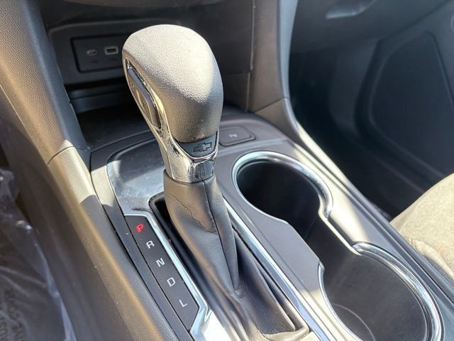 Used 2023 Chevrolet Equinox LT FWD image 20