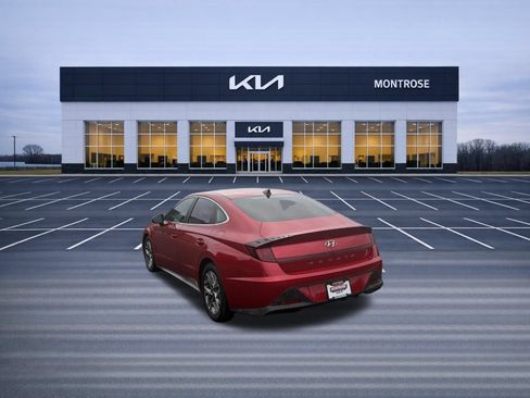 Used 2022 Hyundai Sonata SEL w/ Preferred Accessory Package FWD image 8
