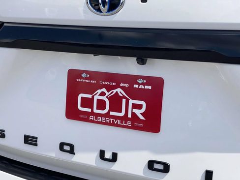 Used 2023 Toyota Sequoia TRD Pro AWD/4WD image 46