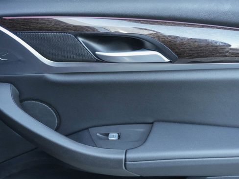 Used 2025 BMW X4 xDrive30i image 29