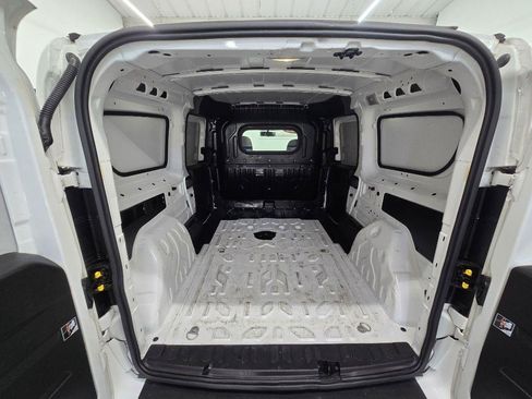 Used 2022 RAM ProMaster City Tradesman FWD image 13