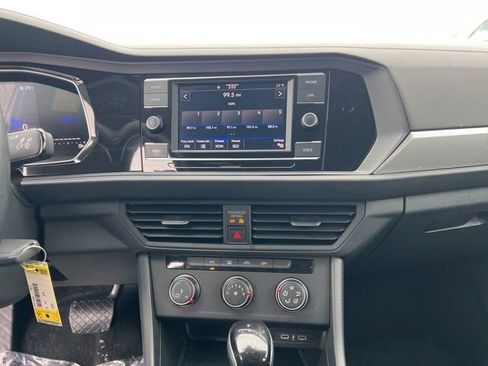 Used 2024 Volkswagen Jetta S image 16