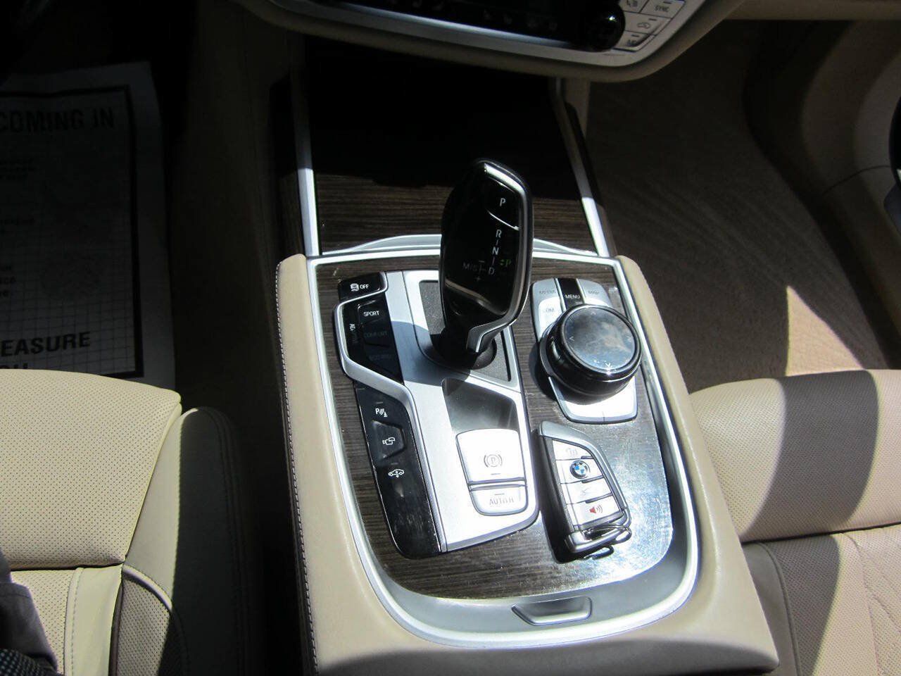 Used 2020 BMW 740i w/ Premium Package RWD image 35