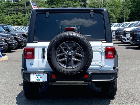 Certified 2024 Jeep Wrangler Unlimited Sport AWD/4WD image 4